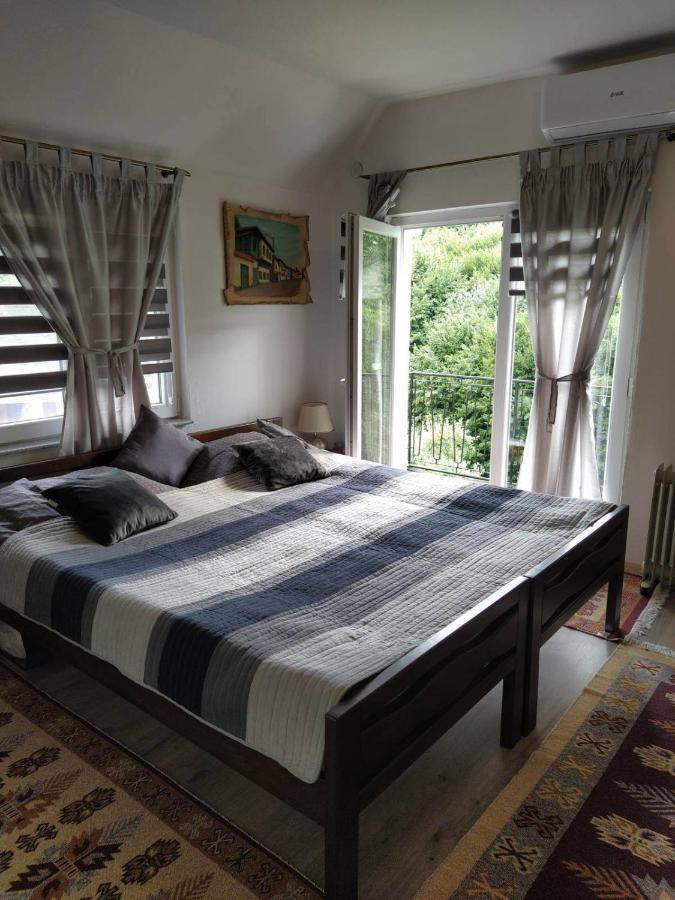 Guest House Bee Visoko Εξωτερικό φωτογραφία