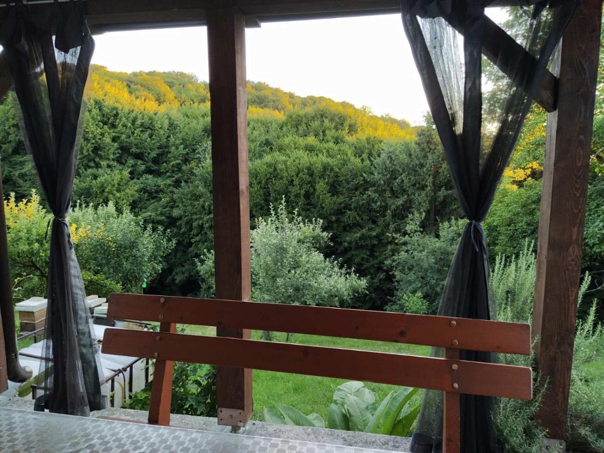 Guest House Bee Visoko Εξωτερικό φωτογραφία