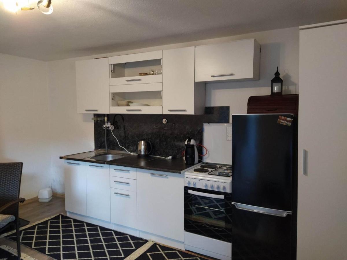 Guest House Bee Visoko Εξωτερικό φωτογραφία