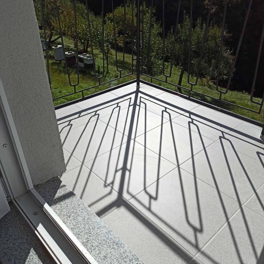 Guest House Bee Visoko Εξωτερικό φωτογραφία