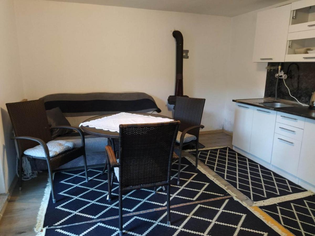 Guest House Bee Visoko Εξωτερικό φωτογραφία