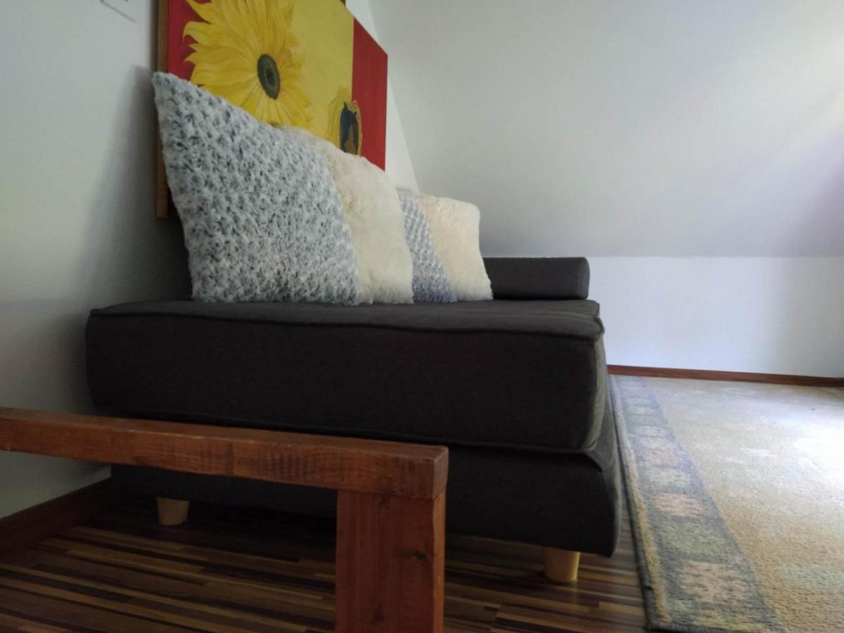Guest House Bee Visoko Εξωτερικό φωτογραφία