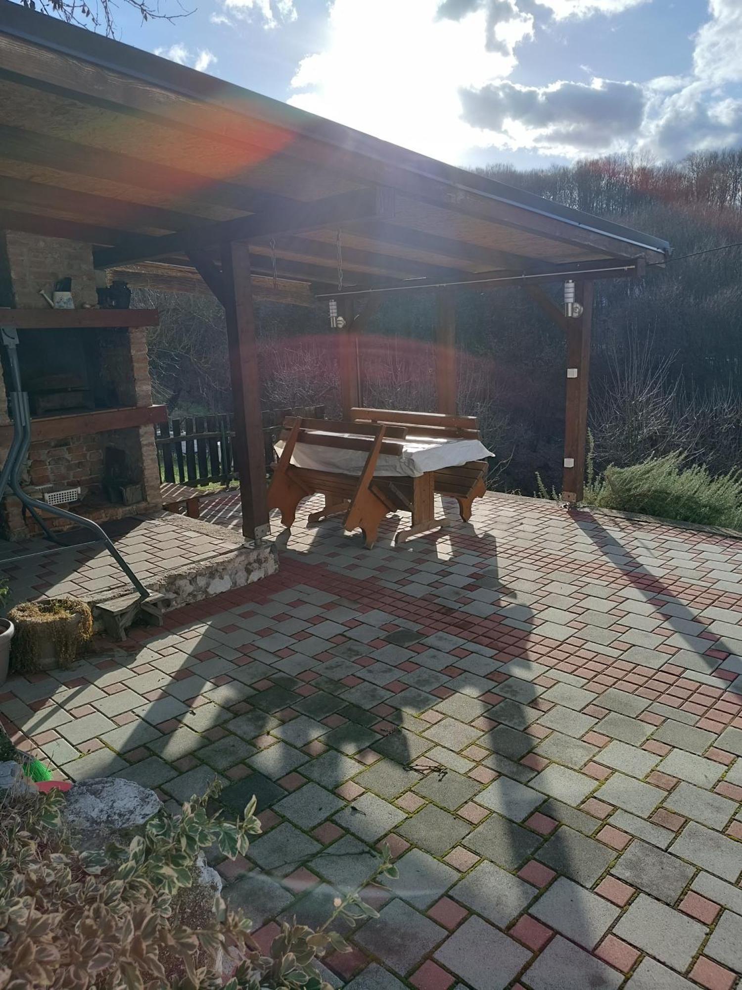 Guest House Bee Visoko Εξωτερικό φωτογραφία